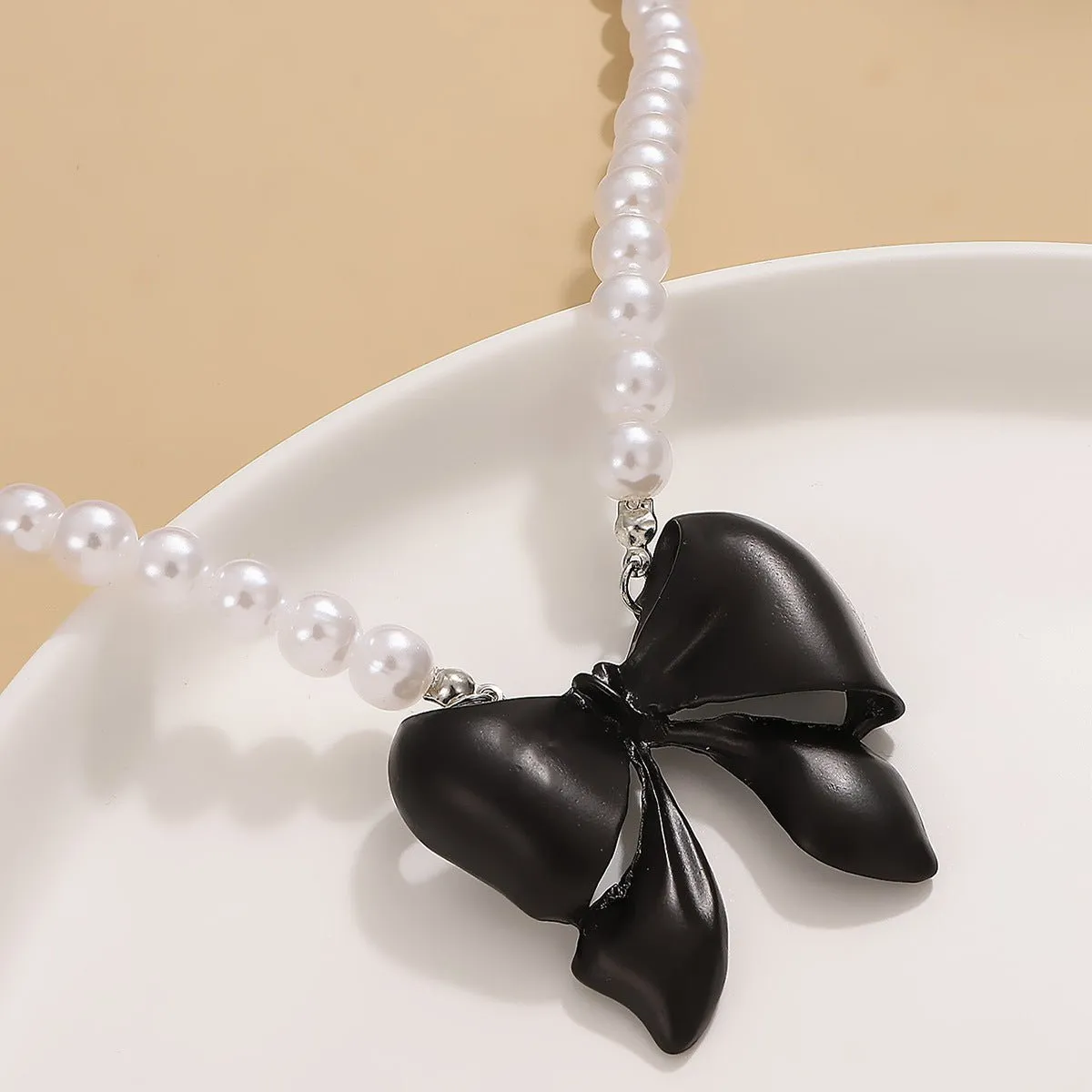 Black&Pink Bow Pearl Necklace