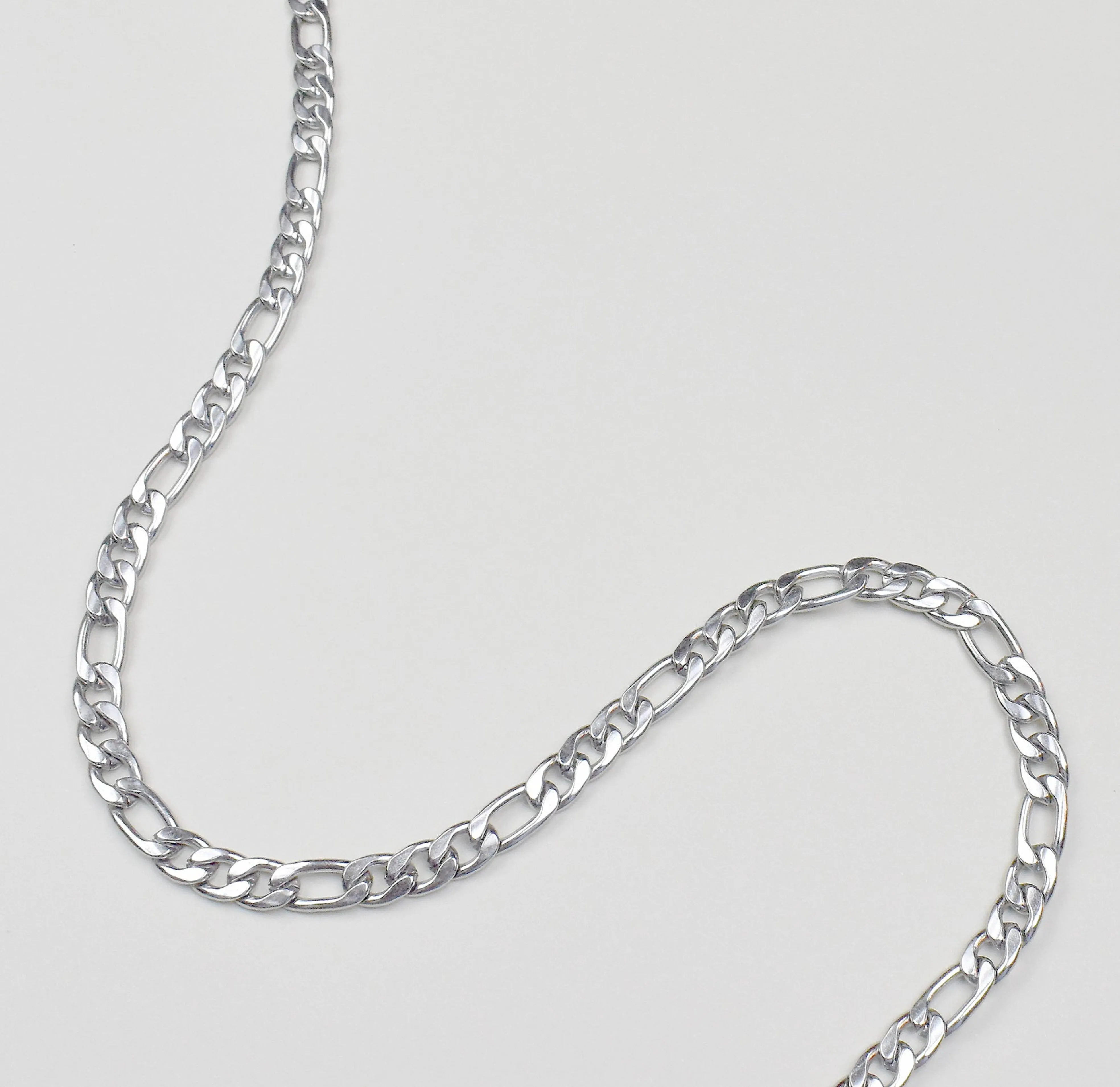 BROOKLYN SILVER FIGARO CHAIN NECKLACE