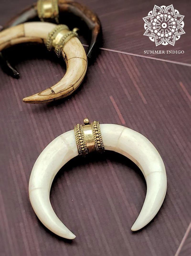 Double Horn Pendant - Bone White