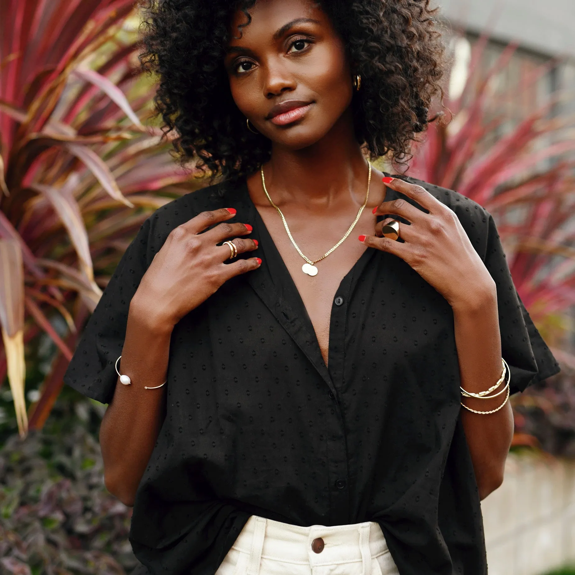 Medallion Signet Necklace