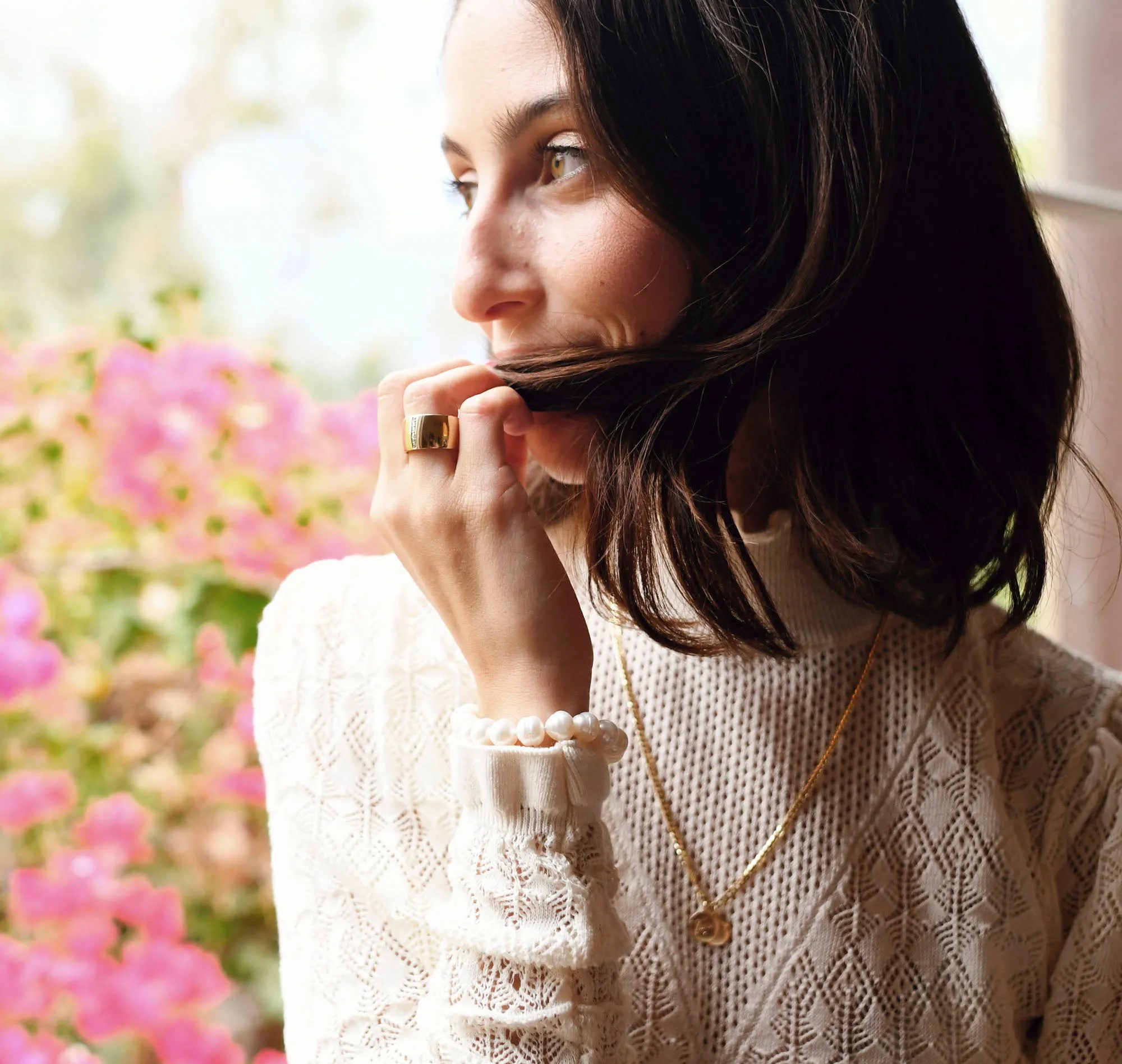 Medallion Signet Necklace