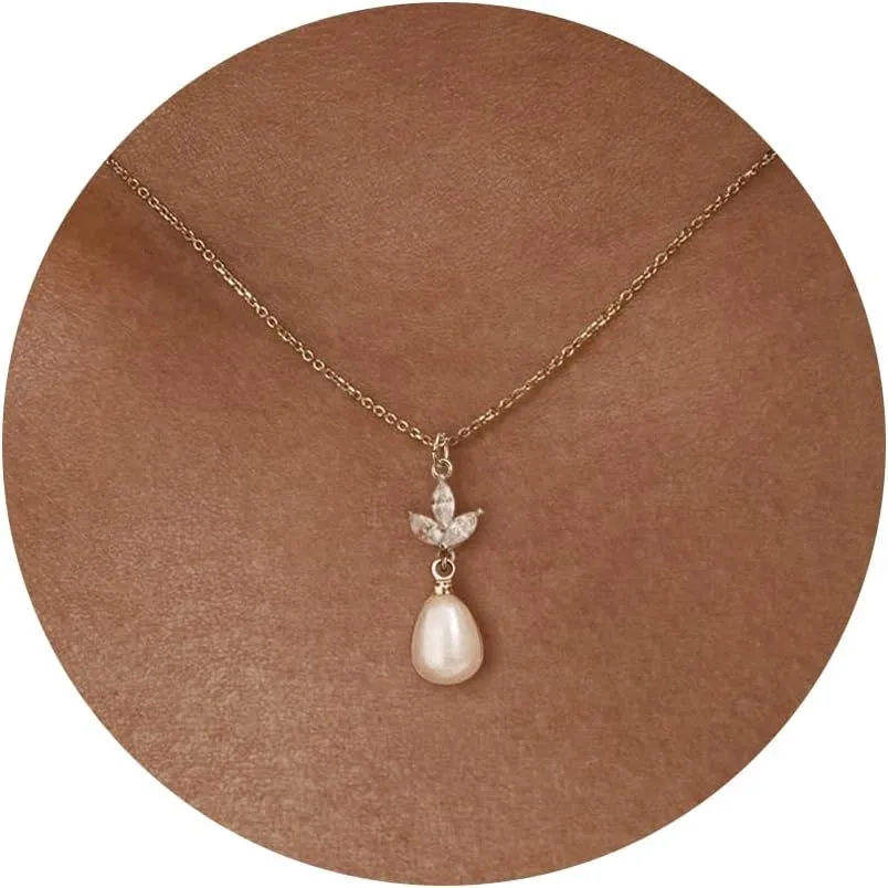 Pearl Necklaces for Women, 14k Gold Plated Dainty Pearl Necklace Simple Jewelry for Daily Wear