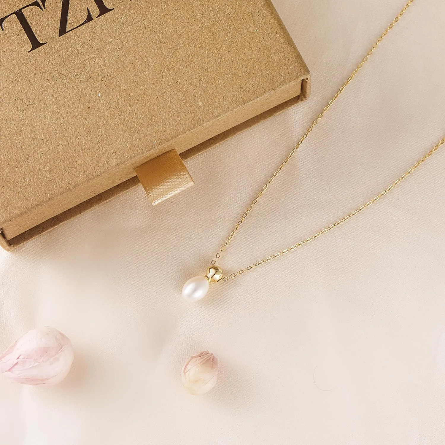 Sterling Silver Pearl Necklaces for Women, Gold/Silver Heart Necklaces for Girls, 10 13 16 21 30 40 50 60 Years old Birthday Wedding Jewelry Gifts, Single Pearl Simple Tiny Small Faux Pearl Necklaces