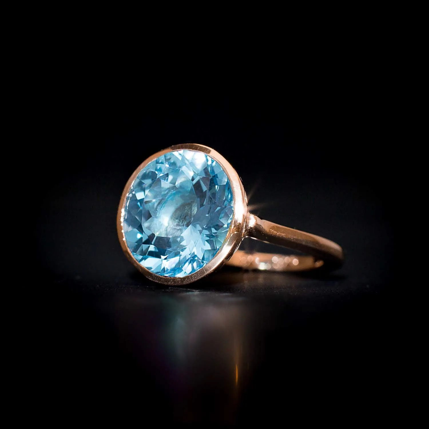 Vegas Gemstone Ring Gold